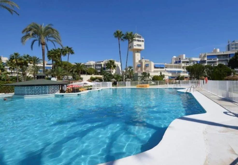 Eden Costa Lago Primera Linea De Mar Torremolinos 0*,