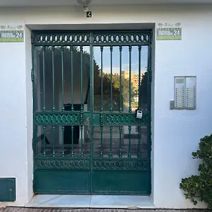 Tranquilo , Soleado Cerca De La Playa Apartamento