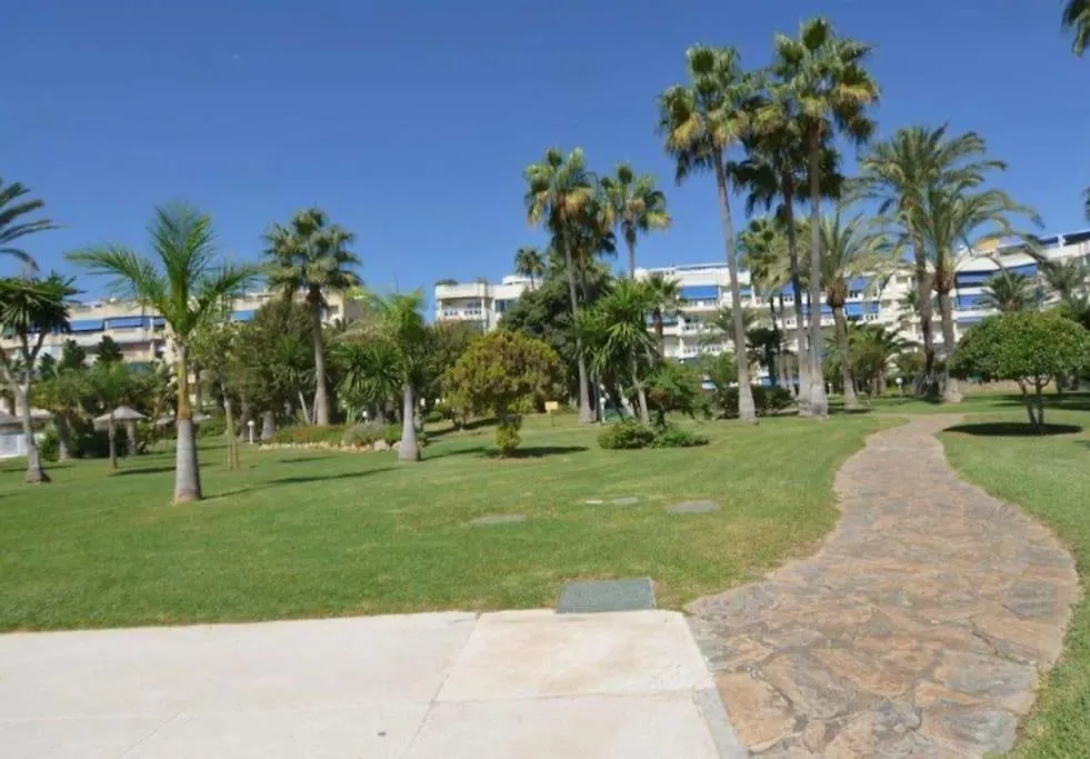Edén Costa Lago PRIMERA LÍNEA DE MAR Torremolinos Apartamento